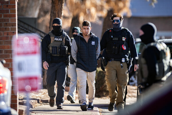 TRUMP THREATENS ICE AGENTS AT AIRPORTS AS DHS SHUTDOWN WORSENS