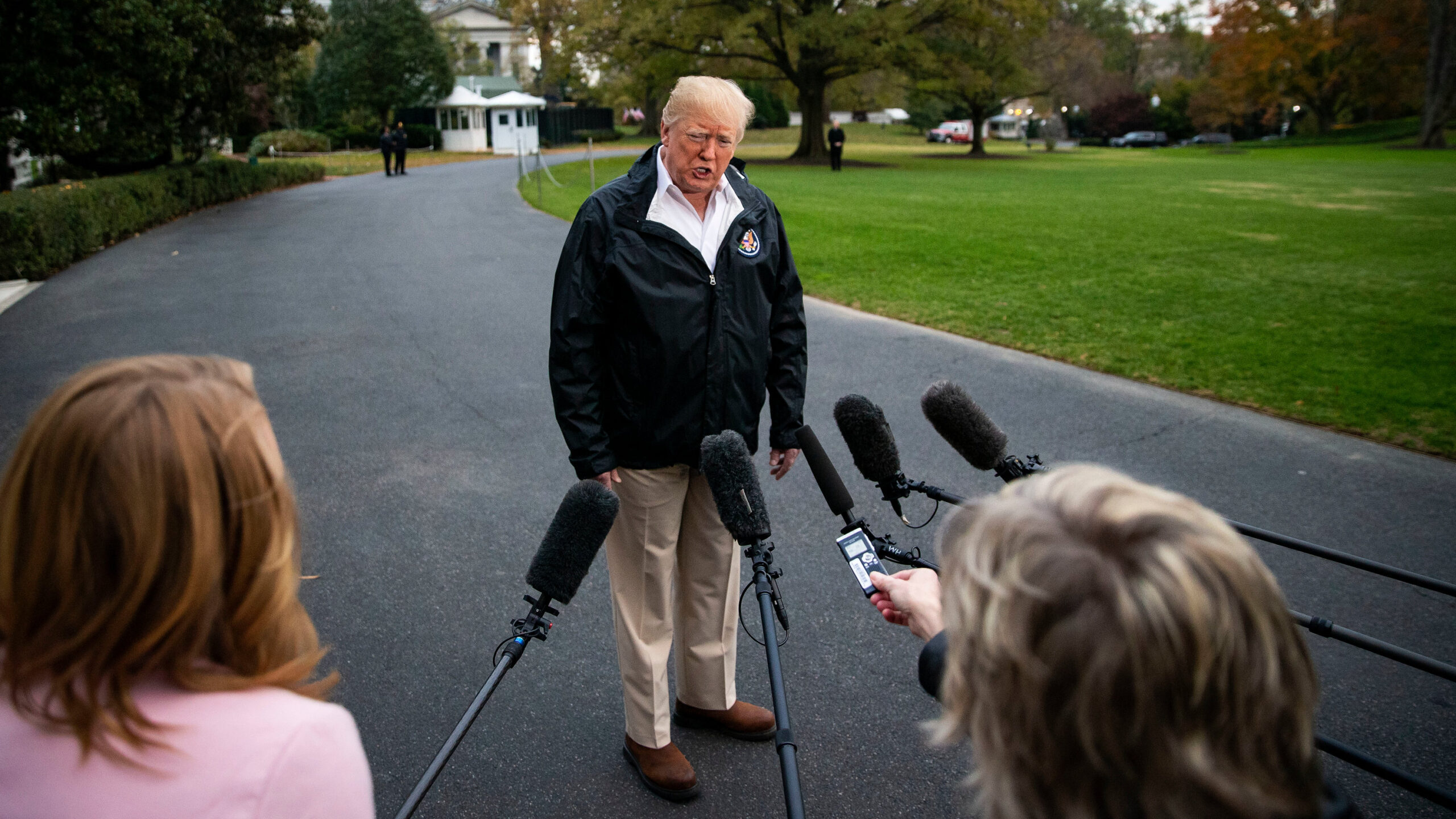 Trump Hints at Pakistan Trip If U.S. and Iran Finalize Deal in Islamabad